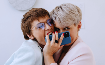 Public Recognition Changes Behaviour Faster Than Private Praise